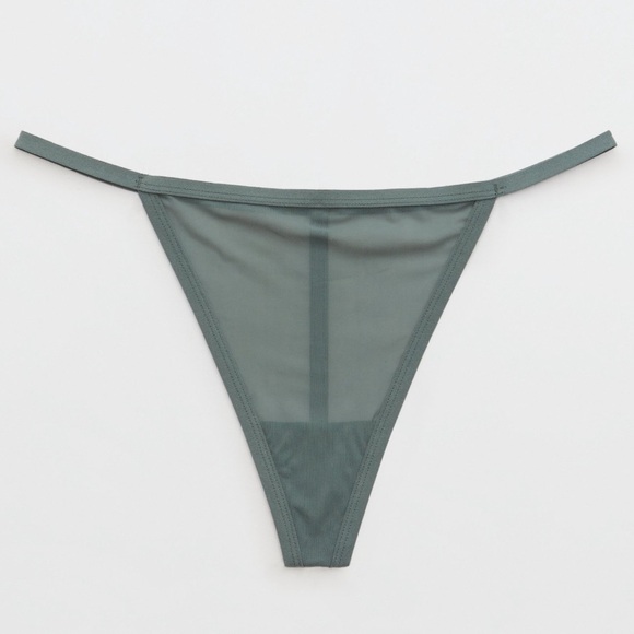 Aerie Lace Bralette and Two Panties - Picture 4 of 6